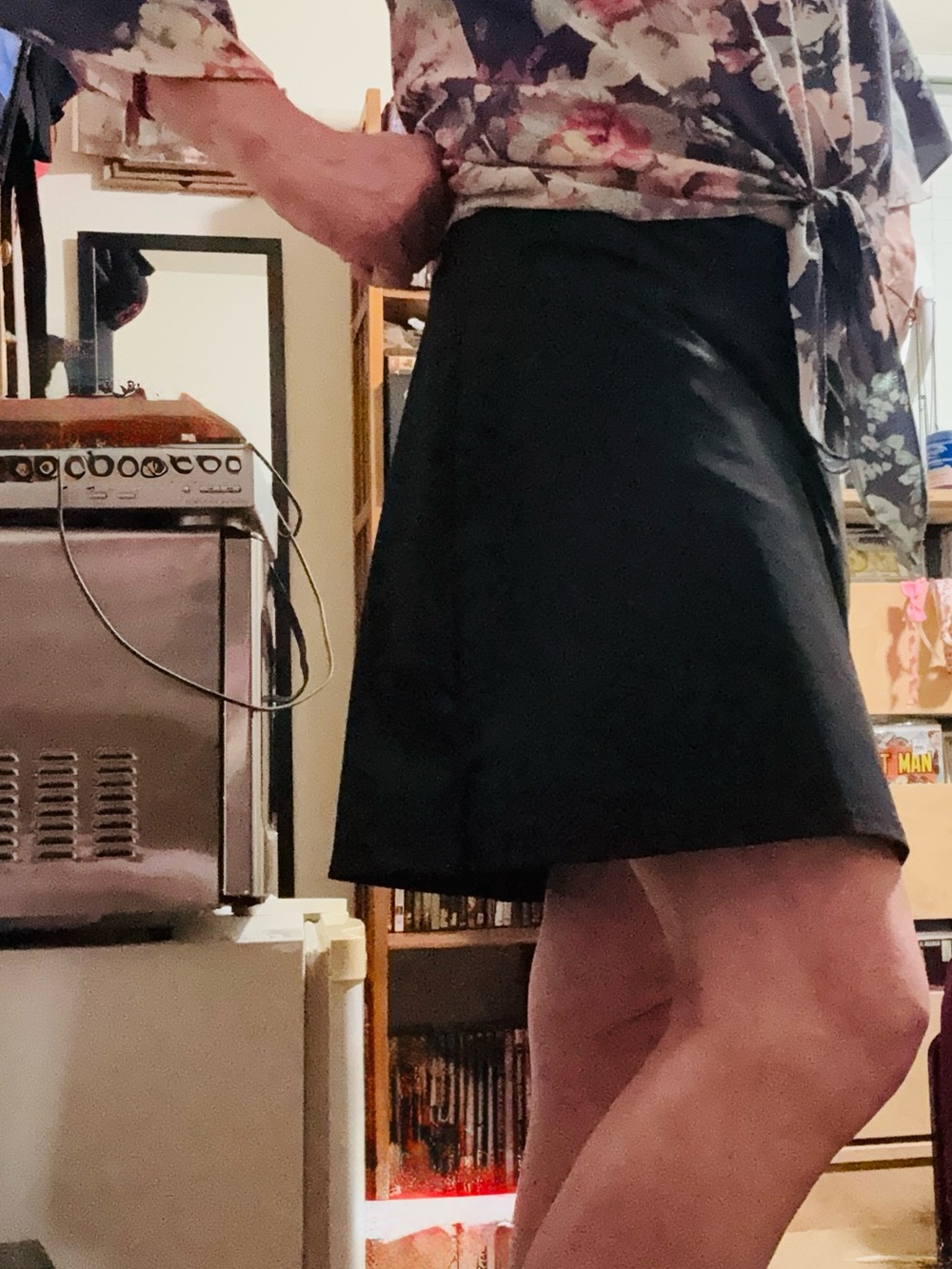 Elegant smart and sexy Black A-Line Women’s Skirt (skort) Ekouaer size large